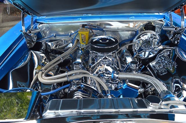 Featured image for "How to Break in a Newly Built Engine" blog post. Vehicle engine.